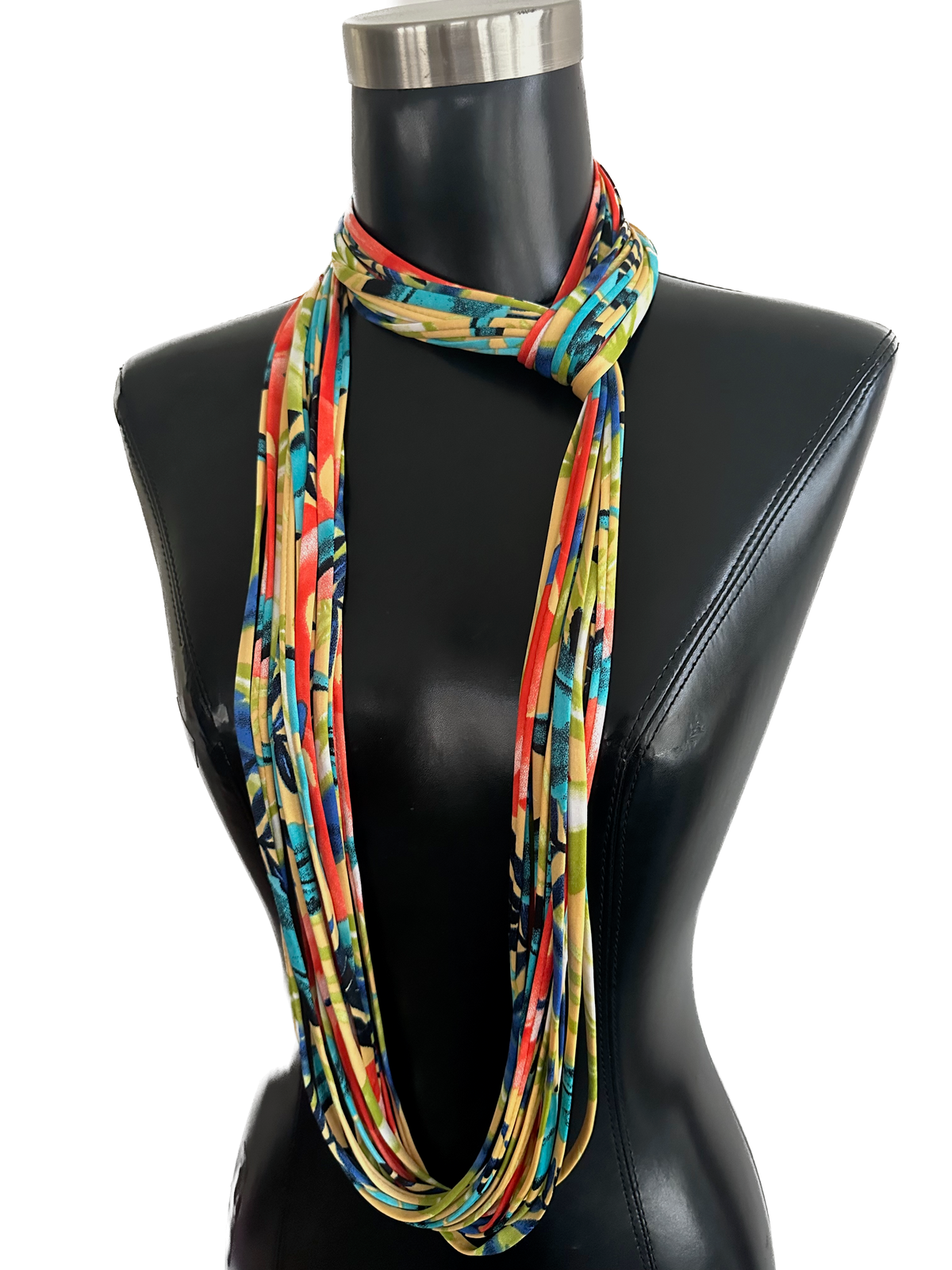 Coral  Scarf Necklace by Necknot