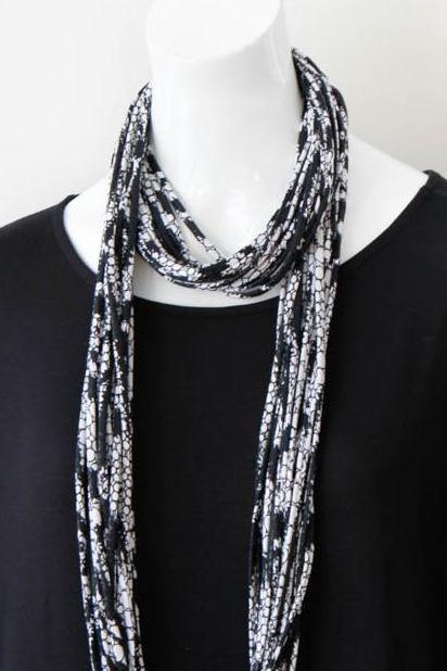 Infinity Scarf Necklace in Black and White &#39;Laced&#39;