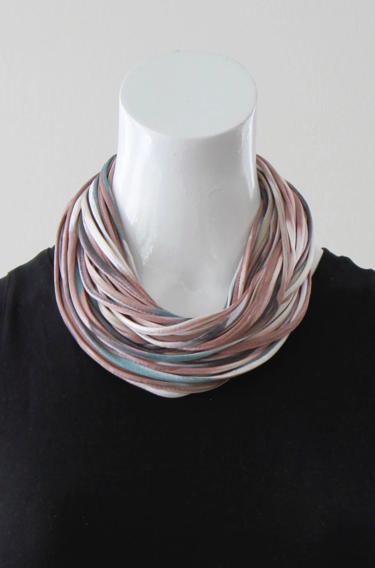 MAUVE INFINITY SCARF NECKLACE