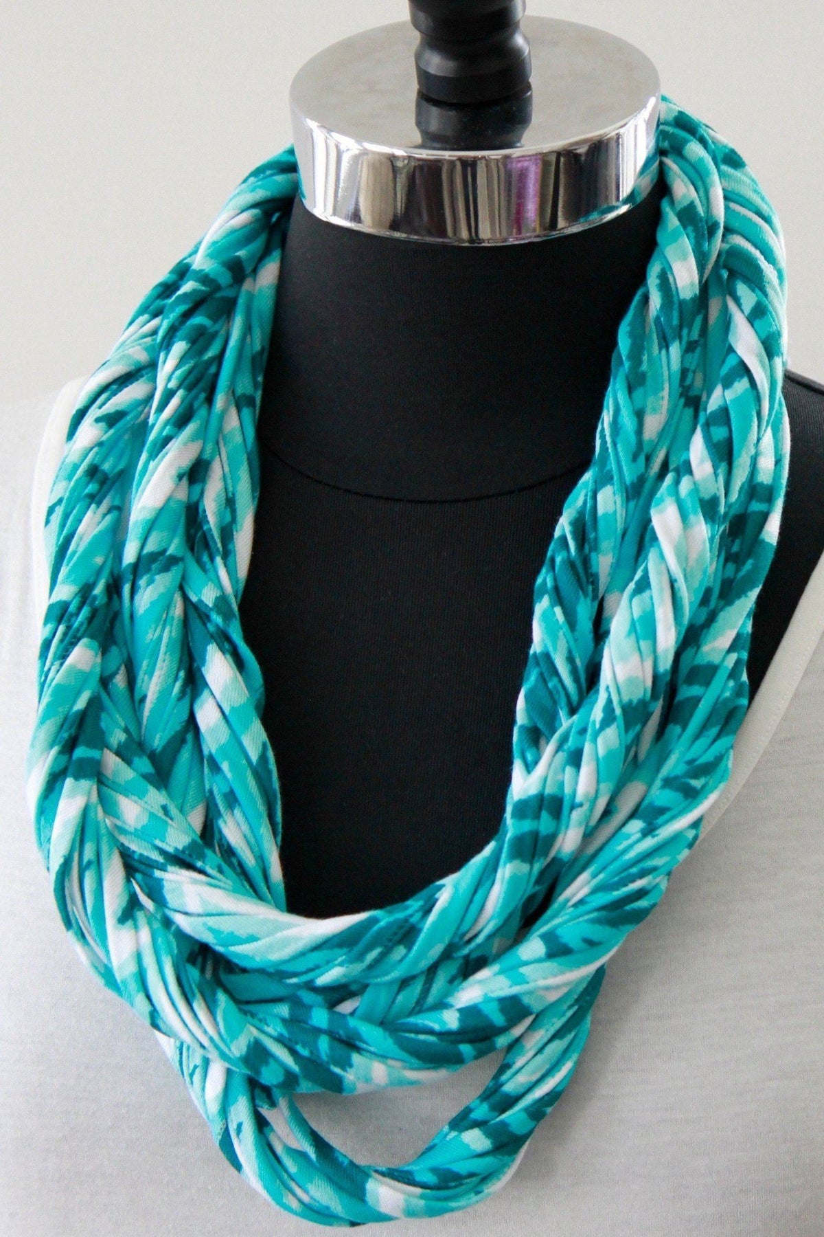 Turquoise Scarf Necklace &#39;Capri&#39;